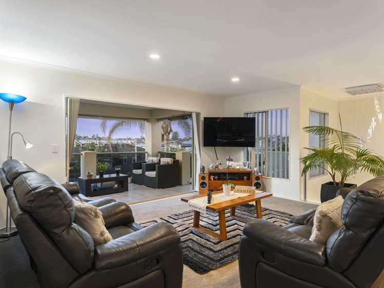 8 Tui Brae Beachlands_11
