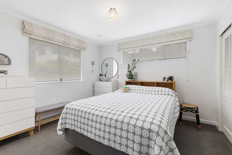 24 Fairburn Grove Johnsonville_9