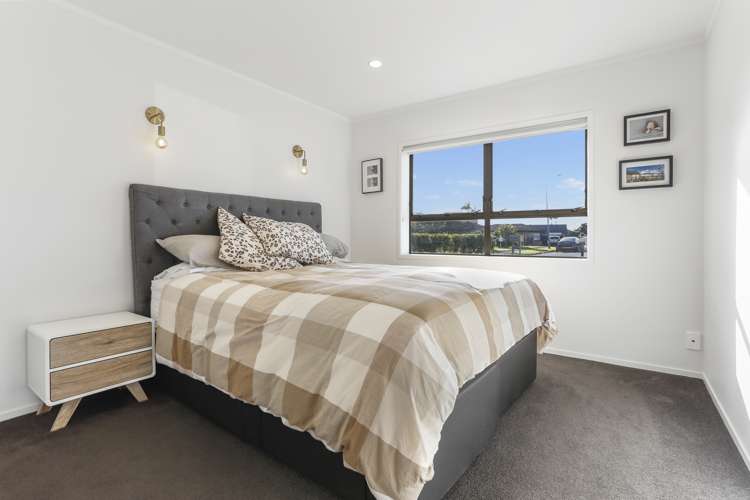 1/18 Vivian Wilson Drive Eastern Beach_8