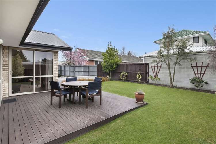 72a Dunedin Street Redwood_11