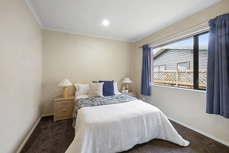 15a Marchant Place Westown_14