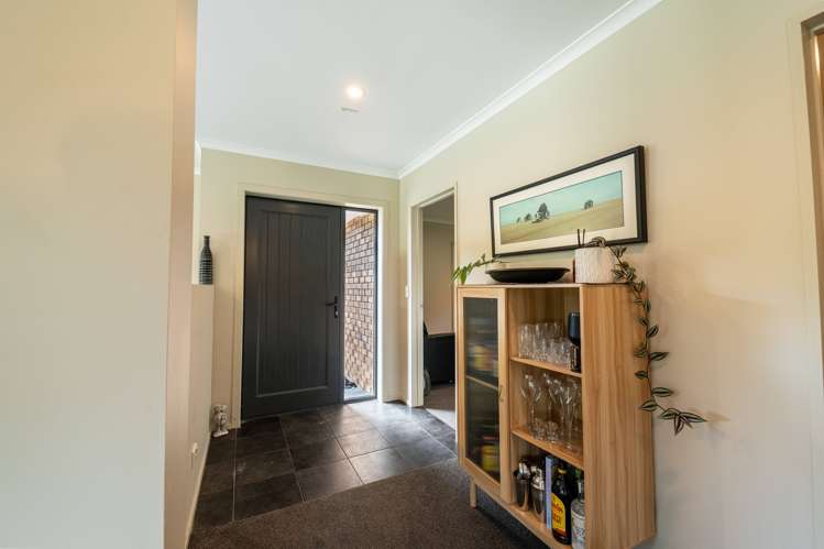 30 Matua Grove Otatara_4