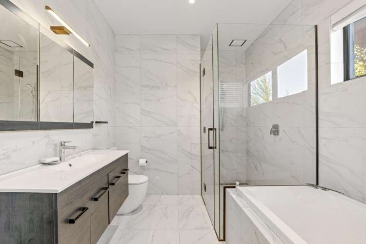 63 Infinity Drive Wanaka_10