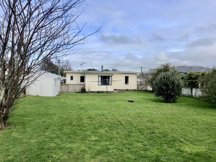 8 Clarke Avenue Te Aroha_9