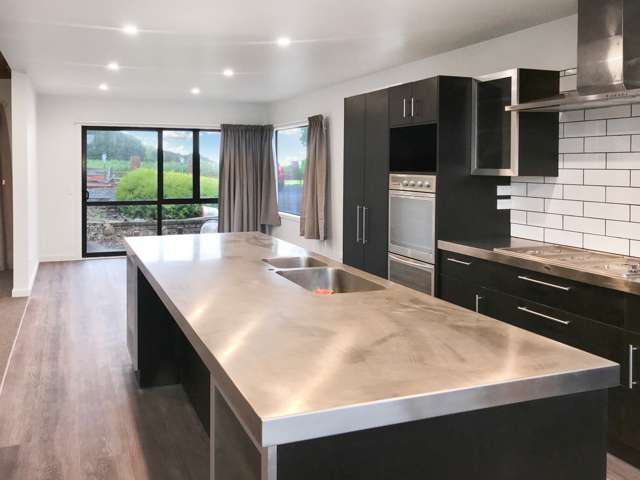 313 Green Island Bush Road Waldronville_2