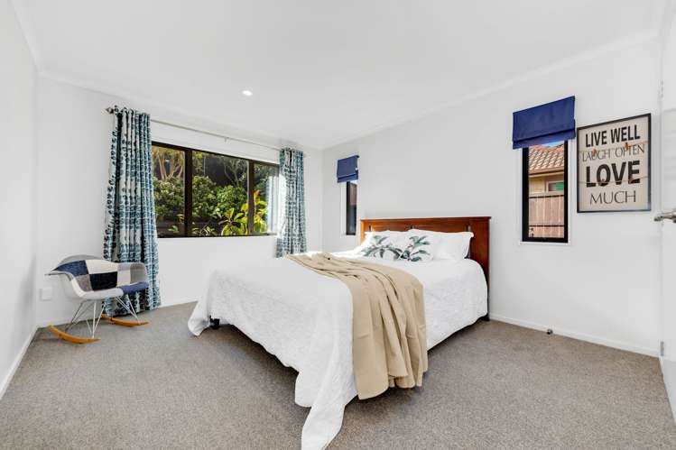 18 Ainwick Road Flat Bush_21