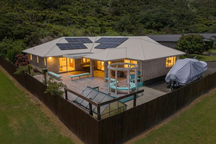 10/400 Bluff Road Matarangi_2