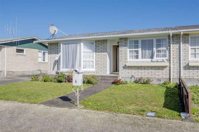 5 Merton Place, Levin