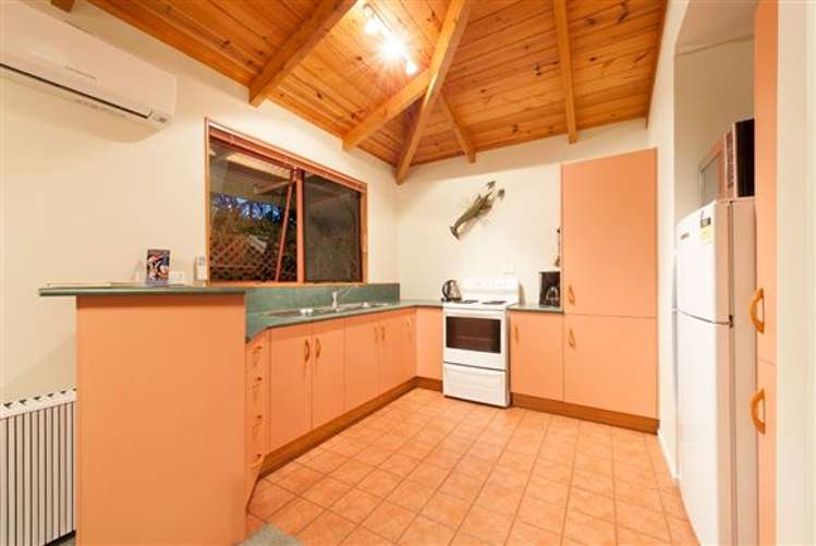 283 State Highway 10 Cable Bay_21