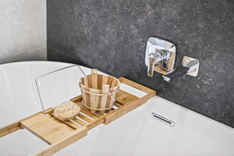 10 Tuwai Crescent Opaheke_40