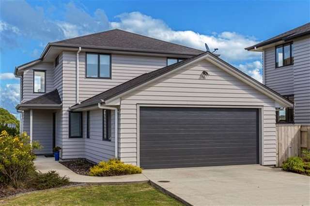 33 Maylee Crescent Gulf Harbour_1