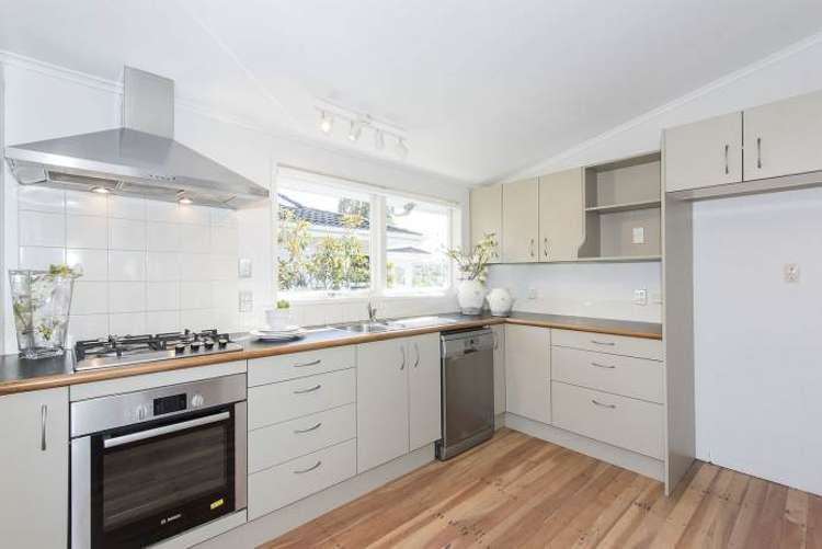 93 Gowing Drive Meadowbank_5