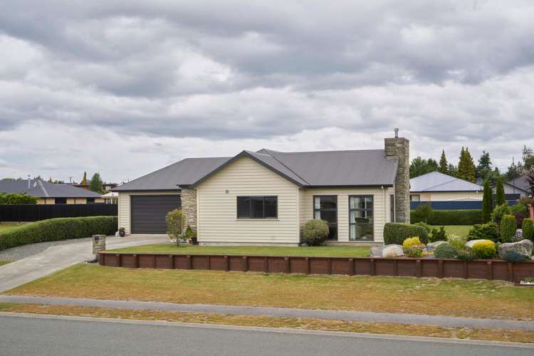 64 Breaksea Street Te Anau_41