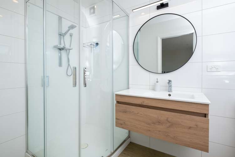 82b Meeanee Quay Westshore_18