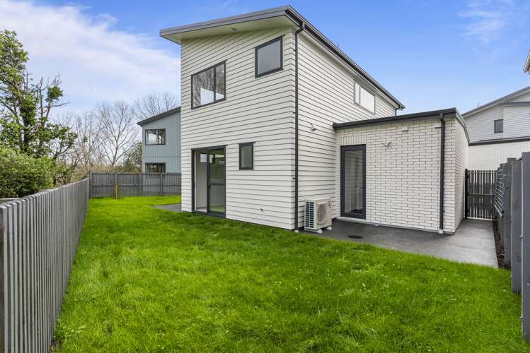 6 Teuila Grove Wai O Taiki Bay_12