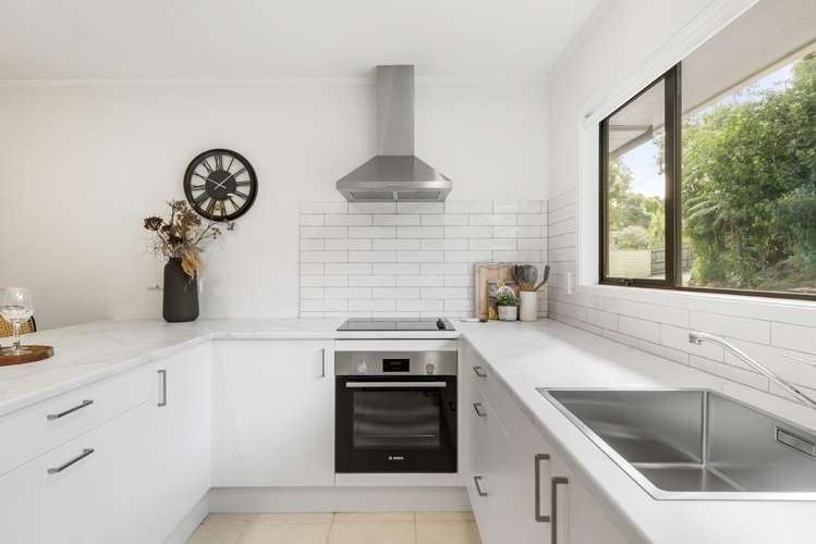 2/7 Tallington Crescent Torbay_12