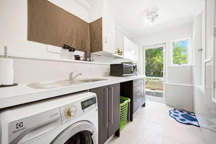 22 Hythe Terrace Mairangi Bay_16