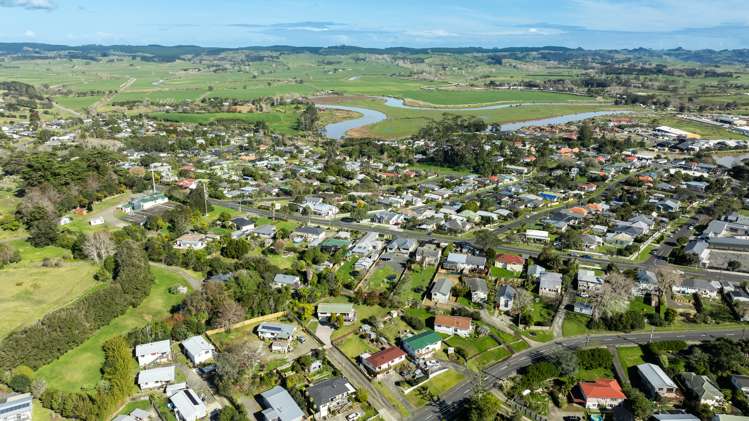 13 Rautawhiri Road Helensville_18