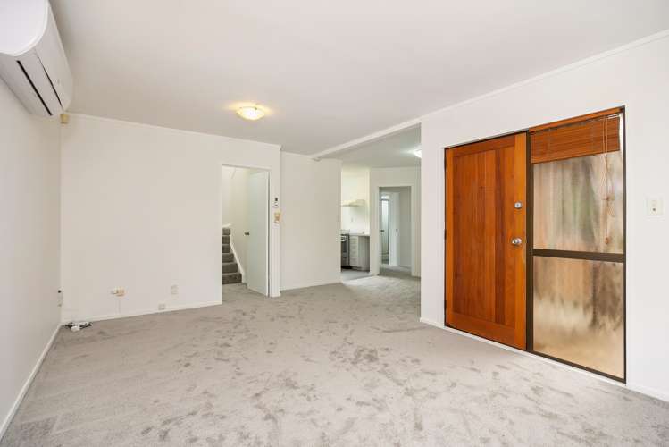 1/21a Fifth Avenue Mount Albert_6