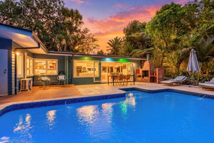 18 Claude Road Hill Park_6