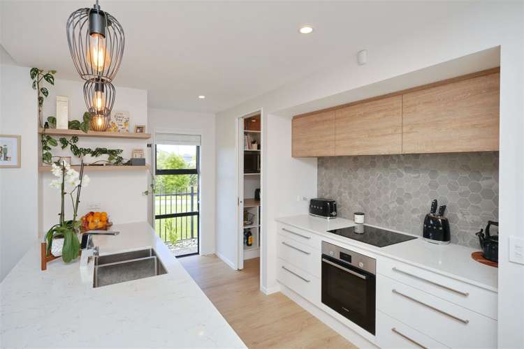 84 Glenturret Drive Casebrook_6