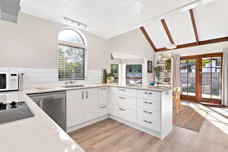 8 Cobham Place Solway_5