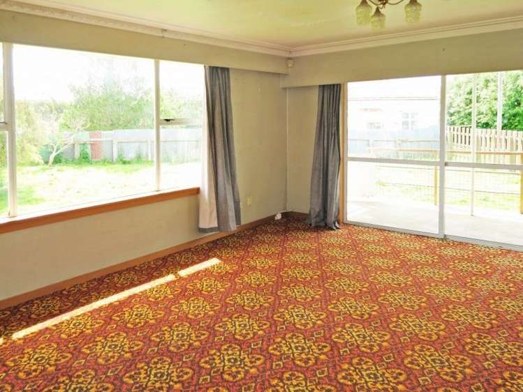 26 Waikawa Road Owaka_4