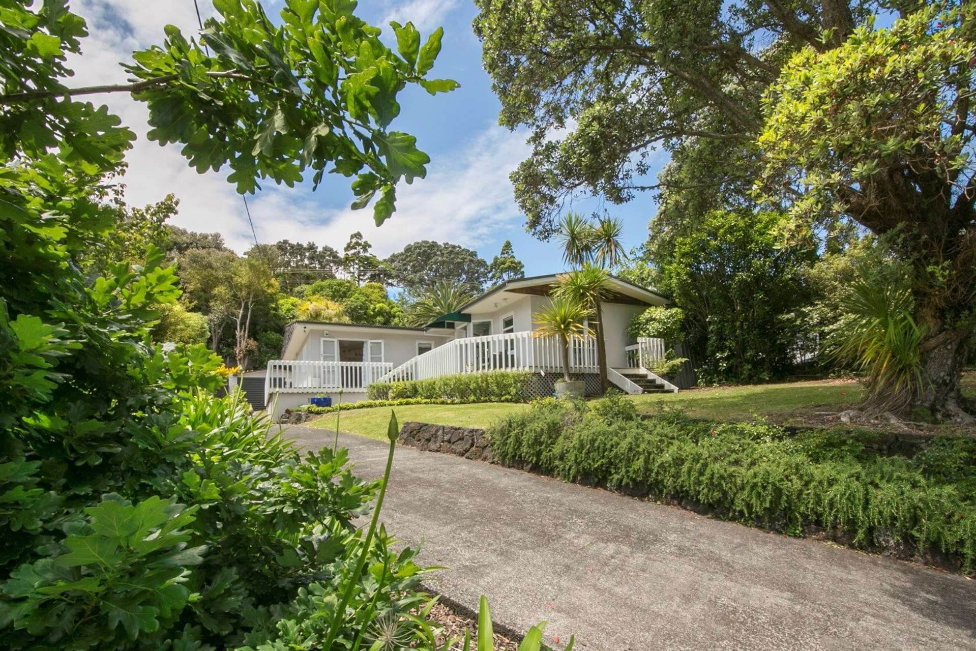 13 Warwick Avenue Titirangi_0