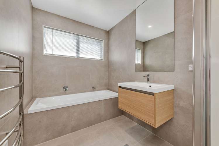 17 Whimbrel Road Flat Bush_15