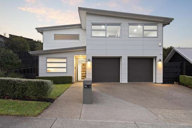 FANTASTIC HOME, POOL & ENTERTAINER'S PATIO
