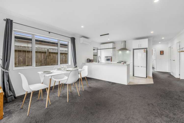 127 Kuaka Drive Takanini_21