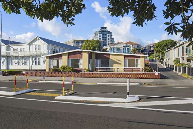 5 Marine Parade Paraparaumu Beach_1