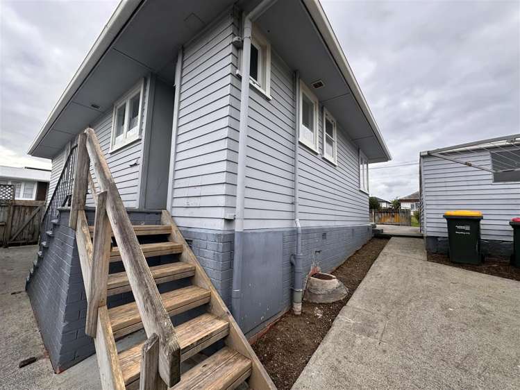 18 Bolton Place Otara_13