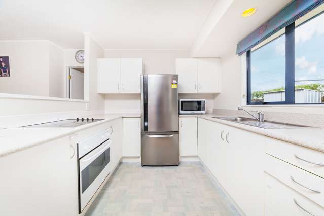 17 Robin Brooke Drive Flat Bush_4