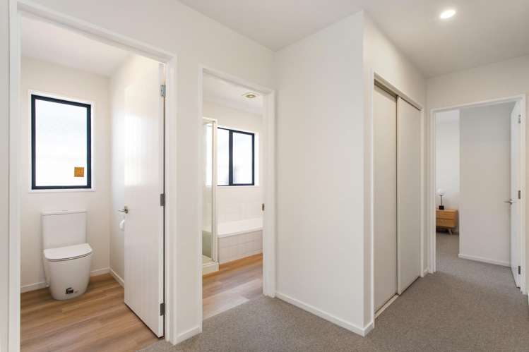 586 Madras Street Saint Albans_11