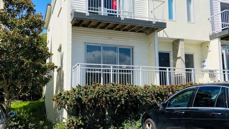 592H Whangaparaoa Road_0