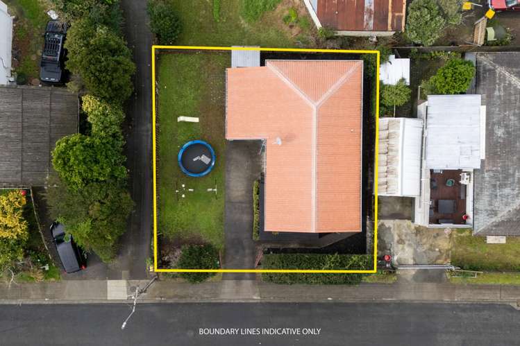 2/76 McAnnalley Street_1