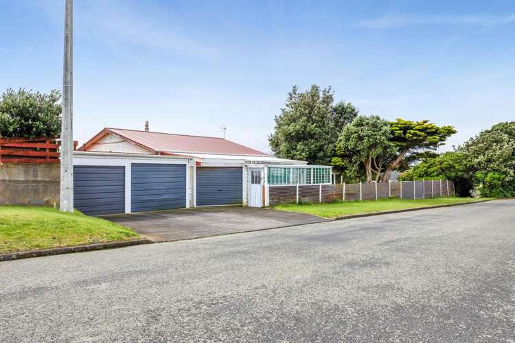 32 Norfolk Street Patea_3