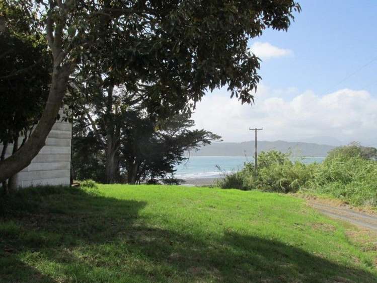 139 State Highway 12 Omapere_5