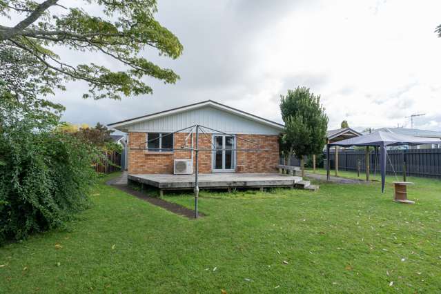 2/2 Herbert Road Queenwood_1