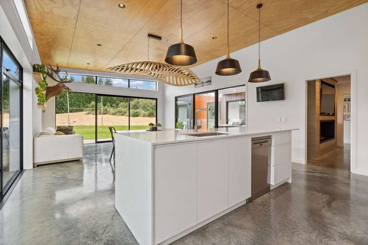 143 Norris Road Maungatapere_23
