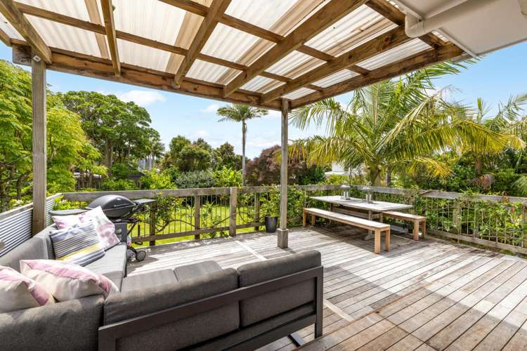 10 Williams Crescent Point Wells_7