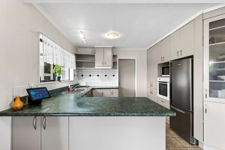 165 Tait Drive Greenmeadows_7