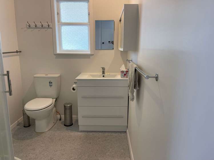 4 Gibbs Crescent Wainuiomata_20