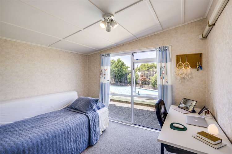 66 Menin Road Onekawa_10