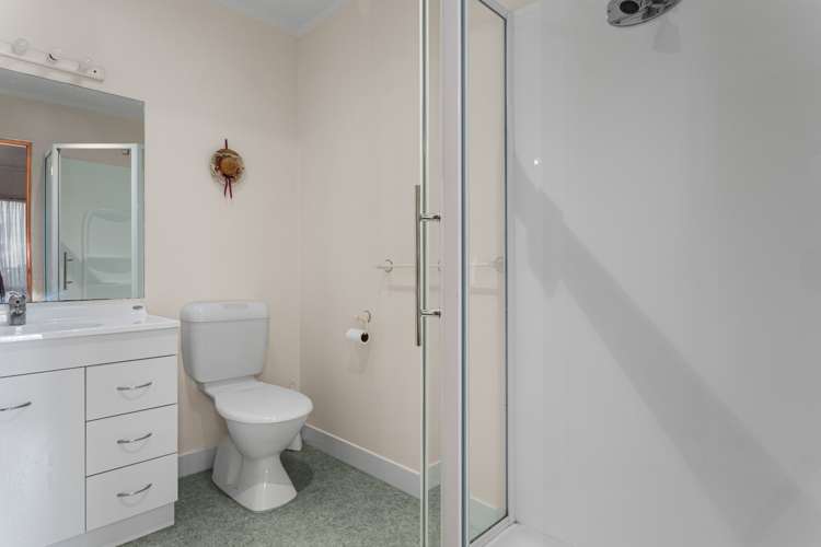 17 The Glebe Coastlands_16