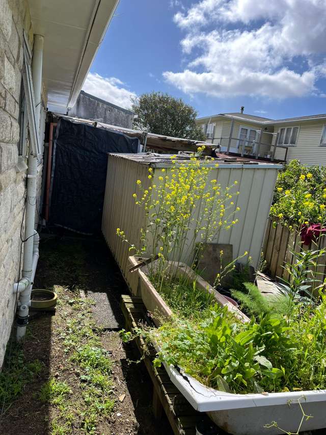 2/55A STAMFORD PARK ROAD Mount Roskill_3