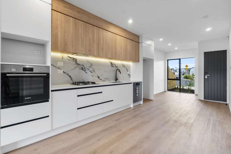 11 Puhikawa Street Massey_10