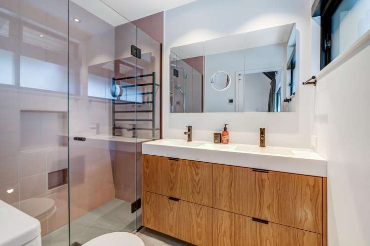 19 Onepu Lane Manly_19