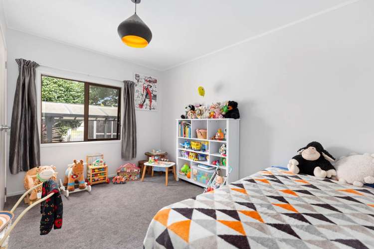 30 Butterworth Avenue Opaheke_12